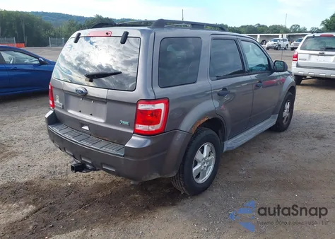 2011 Ford Escape Xlt z USA, uszkodzony, nr VIN 1FMCU9DG3BKA60225